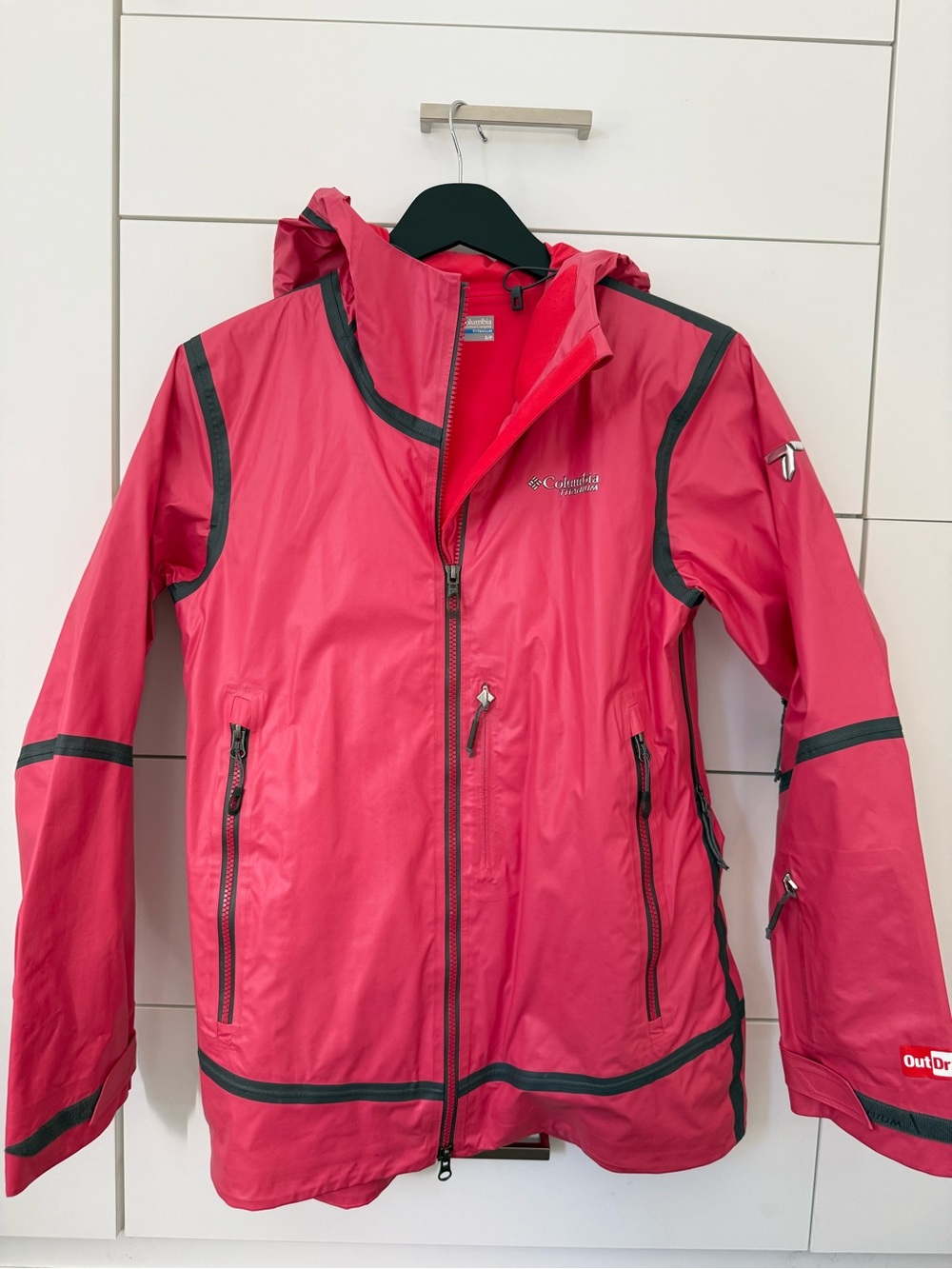 Columbia Titanium OutDry Hooded Jacket – Small